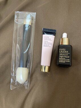 Estee Lauder Double Wear Gift Set